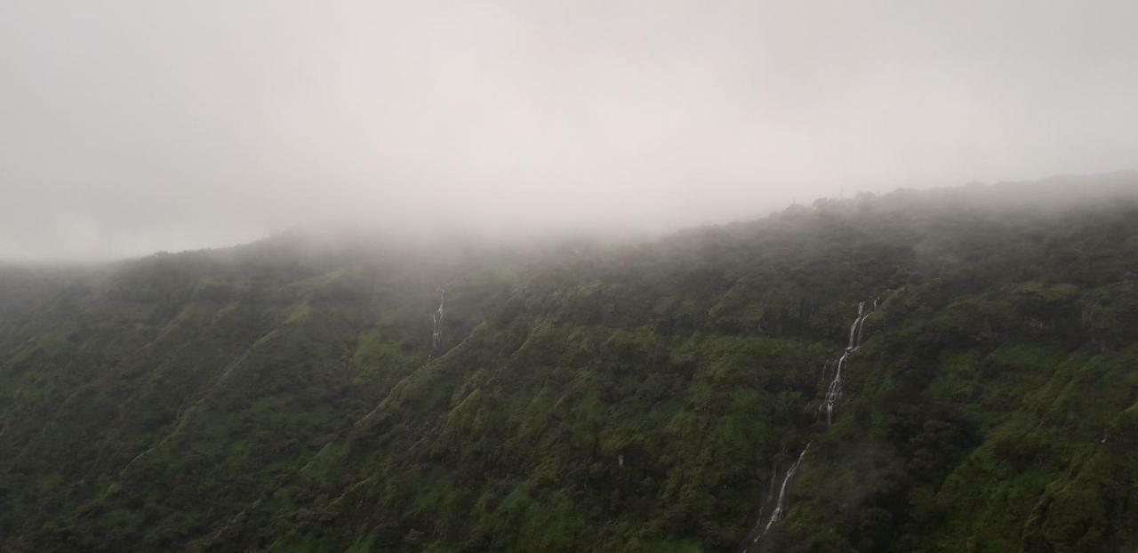 Strawberry Country Villa Mahabaleshwar Exterior photo